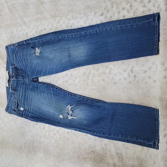 Abercrombie & Fitch Medium Wash Low Rise Straight Leg Distressed Jeans Size 0 - Picture 2 of 5